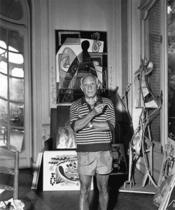 29th September 1955:  Spanish painter Pablo Picasso (1881 - 1973) in his villa 'La Californie' at Cannes.  (Photo by George Stroud/Express/Getty Images)